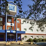 Hotel Ibis Budget En Brie