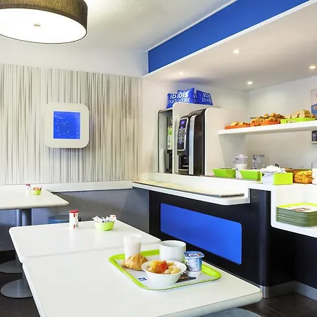Ibis Budget En Brie סוסי-אן-ברי
